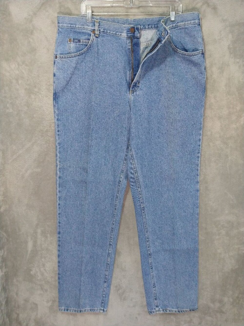 Lee Jeans Mens 40x34 Blue Stone Wash Denim Relaxed Fit Tapered Leg Made in USA